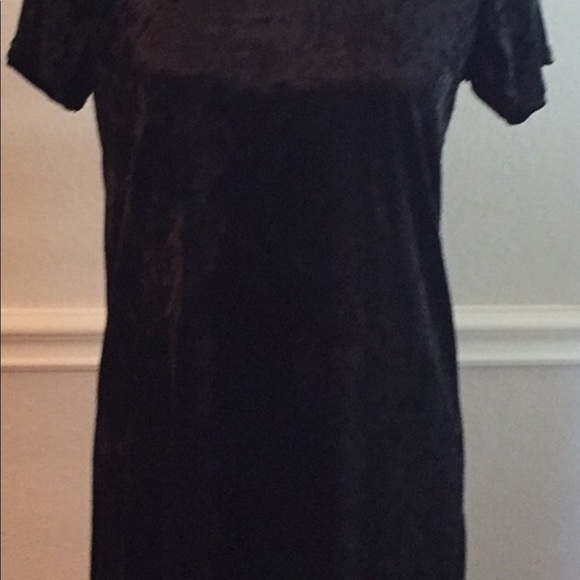 Black velvet tunic - Picture 2 of 4